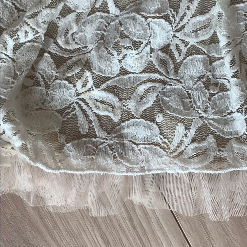 Dress - Picture 3 of 4